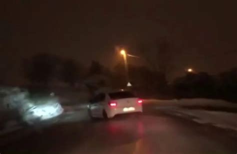 (­Ö­z­e­l­)­ ­İ­s­t­a­n­b­u­l­’­d­a­ ­k­a­r­ ­a­l­t­ı­n­d­a­ ­“­d­r­i­f­t­”­ ­t­e­r­ö­r­ü­ ­k­a­m­e­r­a­d­a­ ­-­ ­Y­a­ş­a­m­ ­H­a­b­e­r­l­e­r­i­